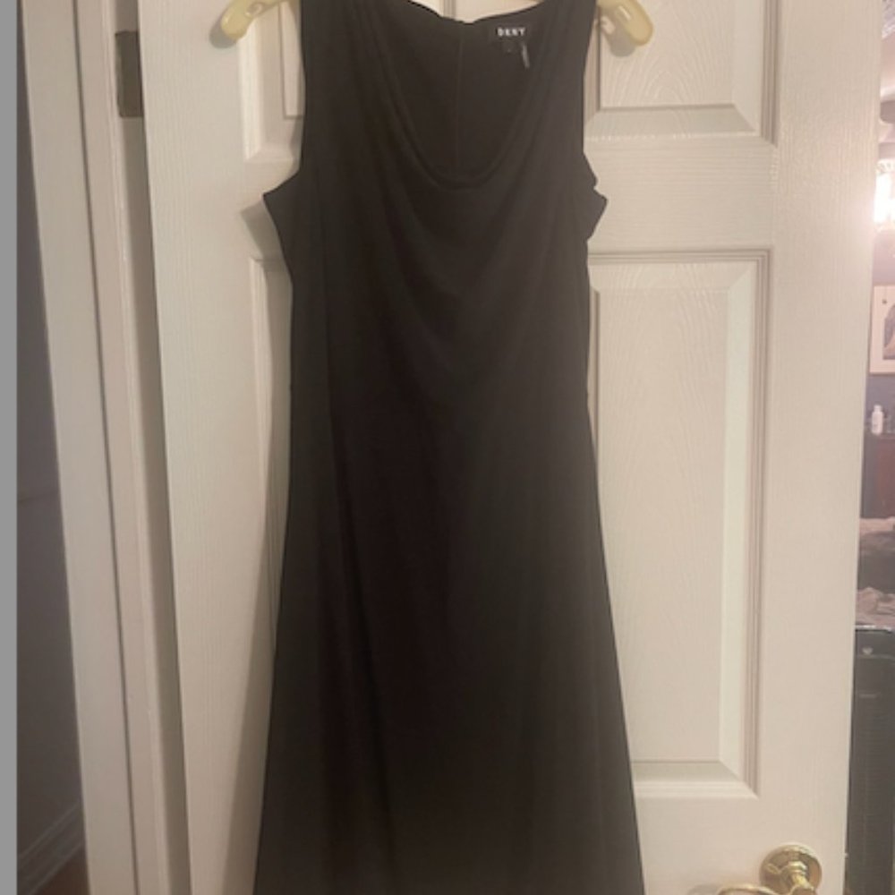 DNKY - BLACK DRESS - Size 14